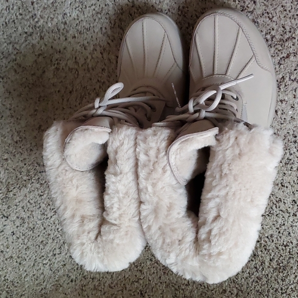 UGG Cuffable Butte Mono Putty Waterproof Outdoor Heavy Rain/ Snow Rugged Boots main image 8